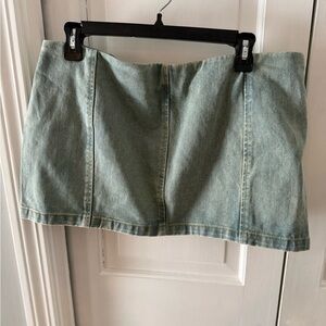 ❤️PrettyLittleThing NWT Light Blue Denim Mini Skirt Vintage